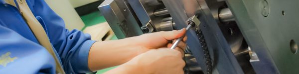 金型メンテナンス